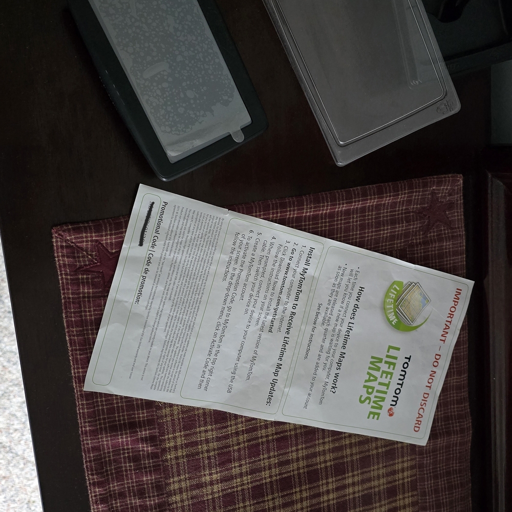 Red and White GPS Navigation System with Advanced Features